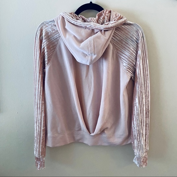 Calia Velvet Sweatshirt - Picture 3 of 4